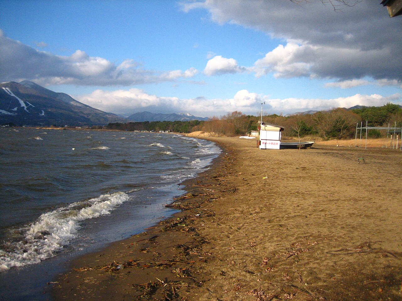 Tenjinhama Beach