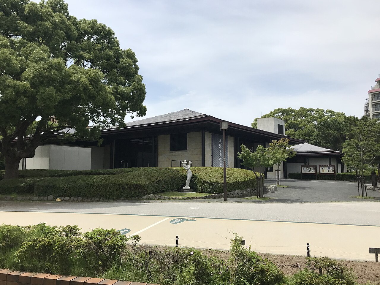 Ōhori Park Noh Theater