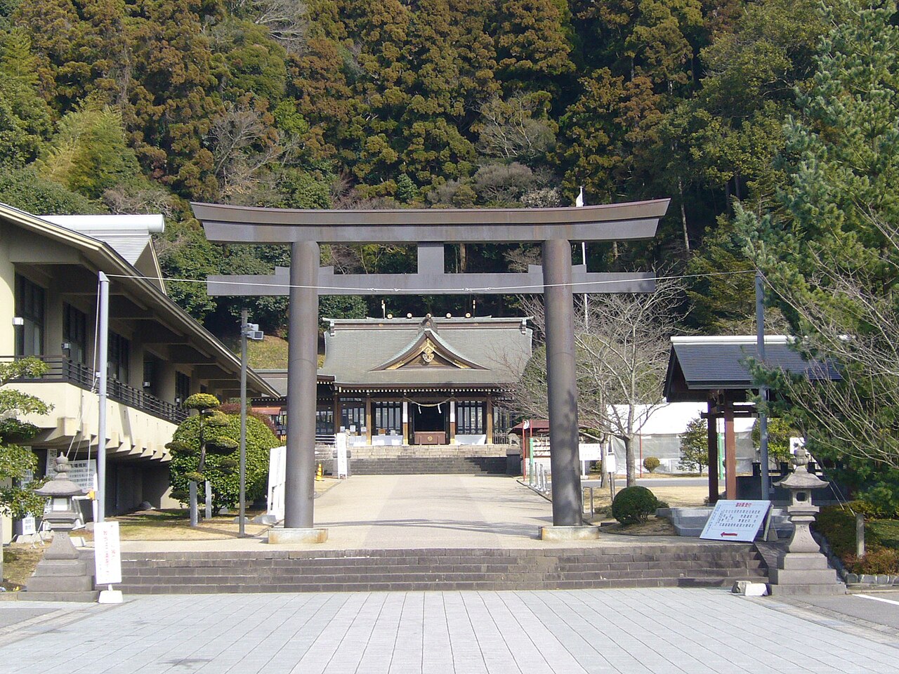 Kagoshima Prefectural Gokoku Shrine