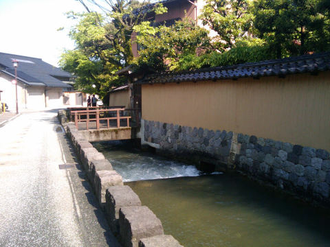 Nagamachi Buke Yashiki earthen-walled lanes & Onosho Canal