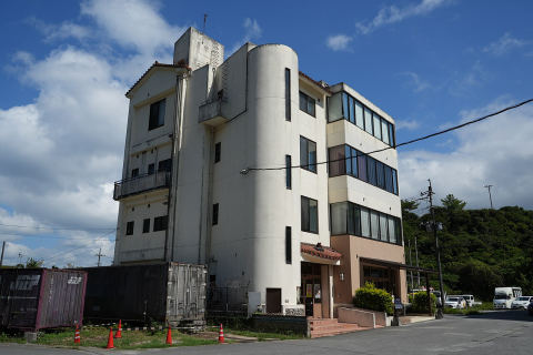 Helios Distillery (Kusu Cellar Shop & Gallery)