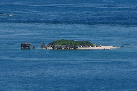 Komaka Island
