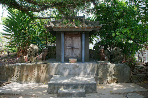 Naha Municipal Tsuboya Pottery Museum