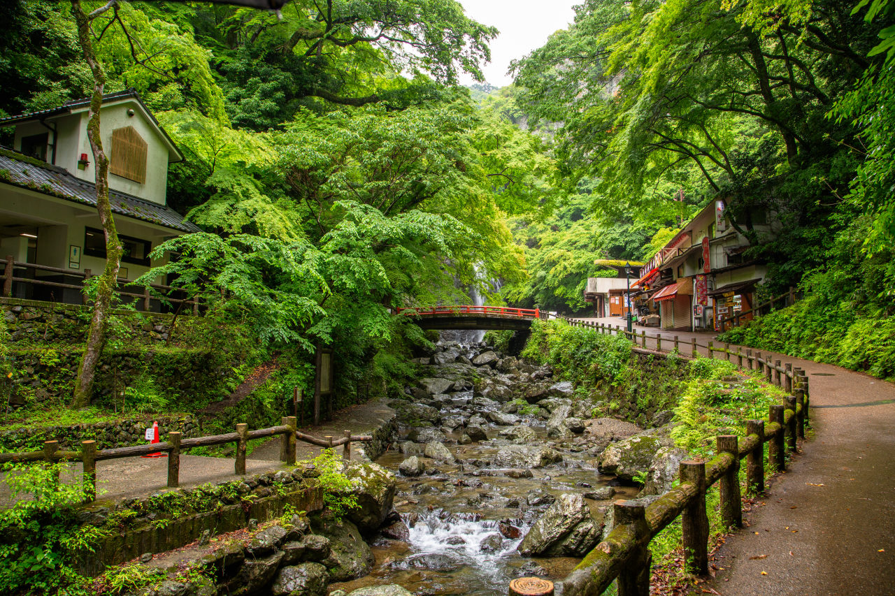 Minoo Falls