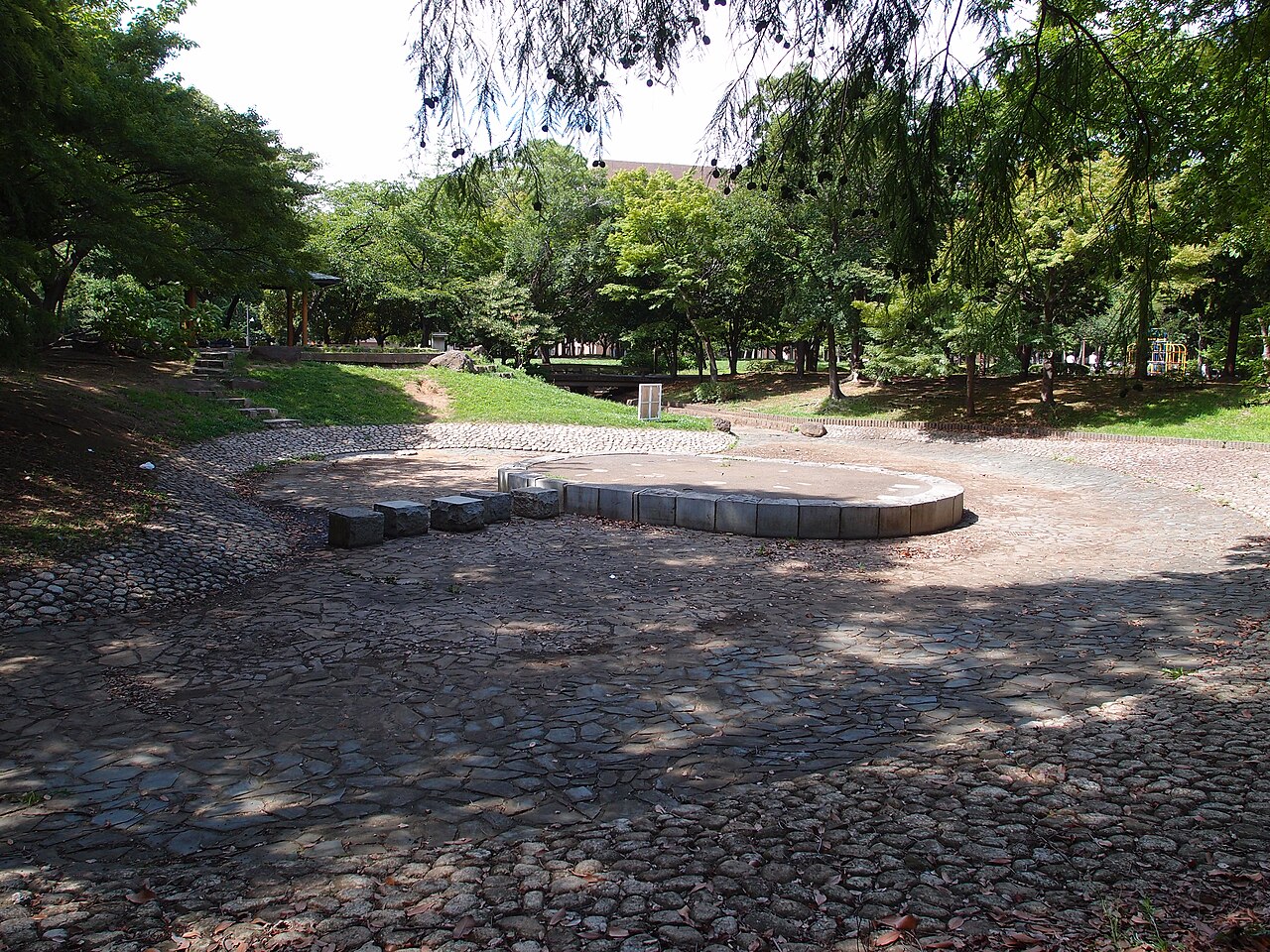 Kiyosumi Teien (Kiyosumi Garden)