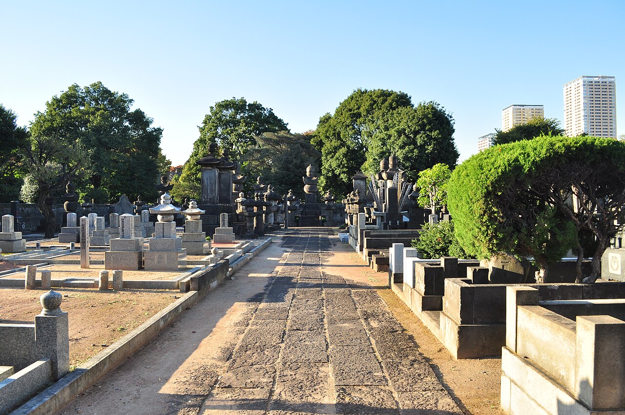 Yanaka Cemetery