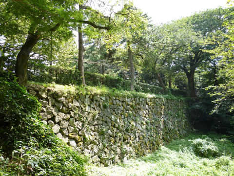 Takaoka Kojo Park (Old Castle Park)